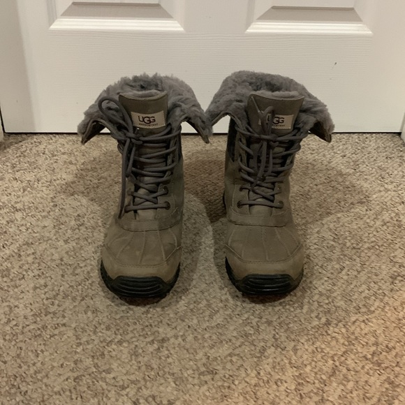 Ugg grey black Adriondack Vibram fold over fur winter boots sz 7.5 - Picture 2 of 8